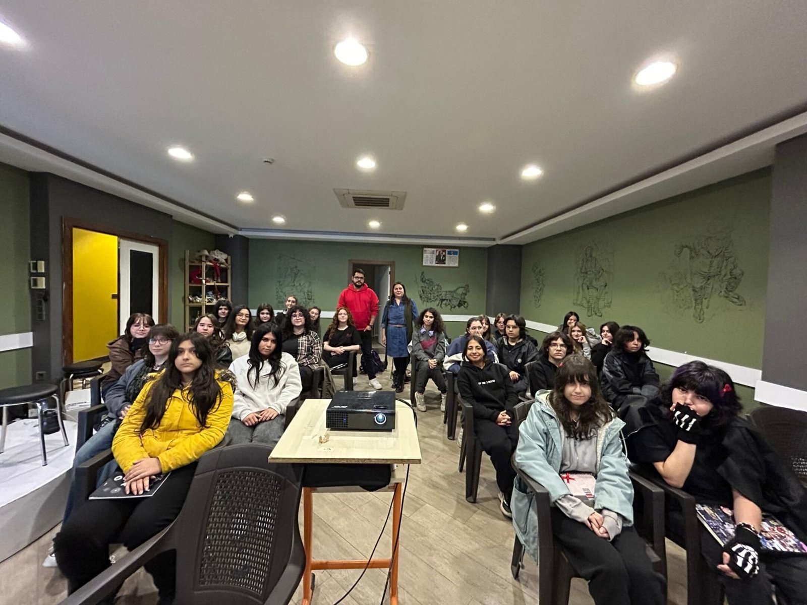 WhatsApp Image 2025-03-17 at 21.07.42