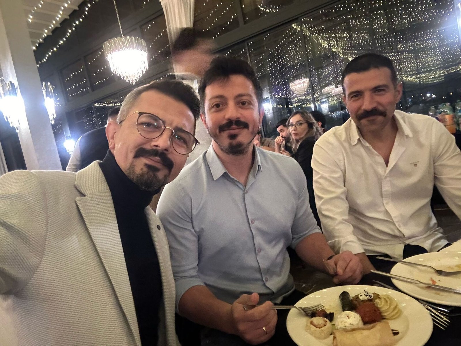 WhatsApp Image 2025-03-17 at 21.09.30